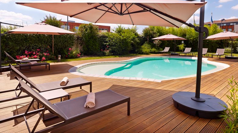 <b>Holiday Inn Express Toulouse Airport Exterior</b>. Images powered by <a href="https://www.leonardoworldwide.com/" title="Leonardo Worldwide" target="_blank">Leonardo</a>.