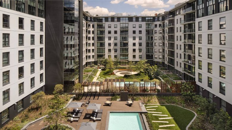 <b>Marriott Executive Apts Melrose Arch Pool</b>. Images powered by <a href="https://www.leonardoworldwide.com/" title="Leonardo Worldwide" target="_blank">Leonardo</a>.