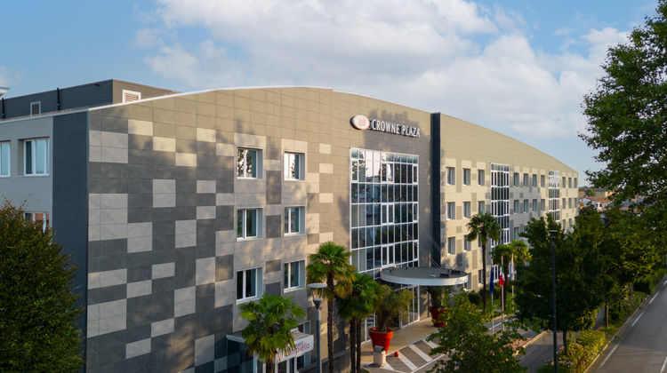 Crowne Plaza Venice East Exterior