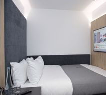Z Hotel Bath Room
