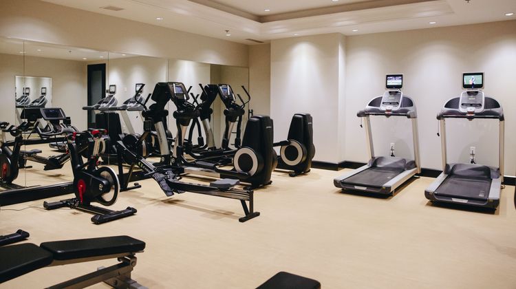Le Place d'Armes Hotel & Suites Recreation