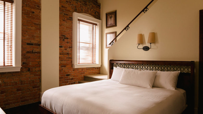 <b>Le Place d'Armes Hotel & Suites Suite</b>. Images powered by <a href="https://www.leonardoworldwide.com/" title="Leonardo Worldwide" target="_blank">Leonardo</a>.