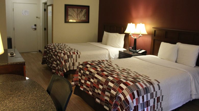 <b>Red Roof Inn Gurnee - Waukegan Room</b>. Images powered by <a href="https://www.leonardoworldwide.com/" title="Leonardo Worldwide" target="_blank">Leonardo</a>.