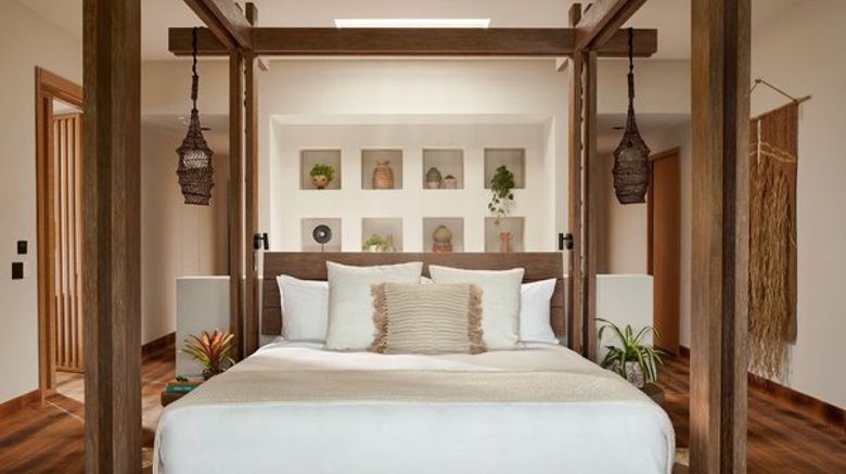 <b>1 Hotel Hanalei Bay Suite</b>. Images powered by <a href="https://www.leonardoworldwide.com/" title="Leonardo Worldwide" target="_blank">Leonardo</a>.