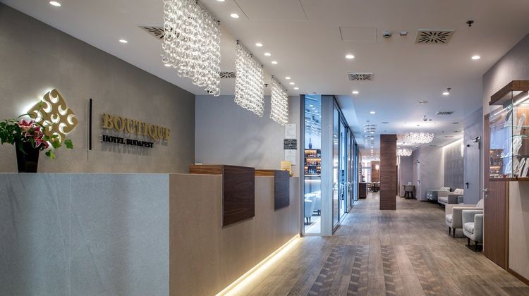 Charm Hotel Budapest Lobby