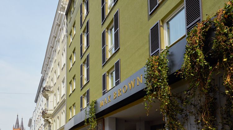 Max Brown 7th District Exterior