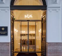 Prestige Hotel Budapest Exterior