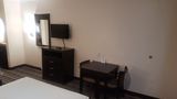 Red Roof Inn & Suites Houston-Humble IAH Room