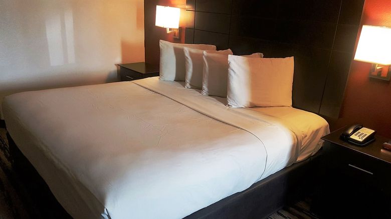 <b>Red Roof Inn & Suites Houston-Humble IAH Room</b>. Images powered by <a href="https://www.leonardoworldwide.com/" title="Leonardo Worldwide" target="_blank">Leonardo</a>.