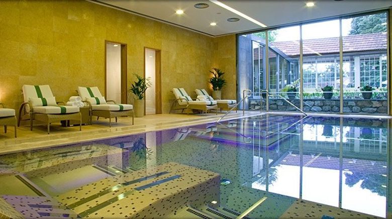 <b>Casa Velha do Palheiro Pool</b>. Images powered by <a href="https://www.leonardoworldwide.com/" title="Leonardo Worldwide" target="_blank">Leonardo</a>.