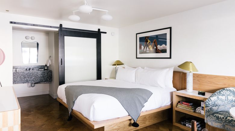 <b>Short Stories Hotel Room</b>. Images powered by <a href="https://www.leonardoworldwide.com/" title="Leonardo Worldwide" target="_blank">Leonardo</a>.