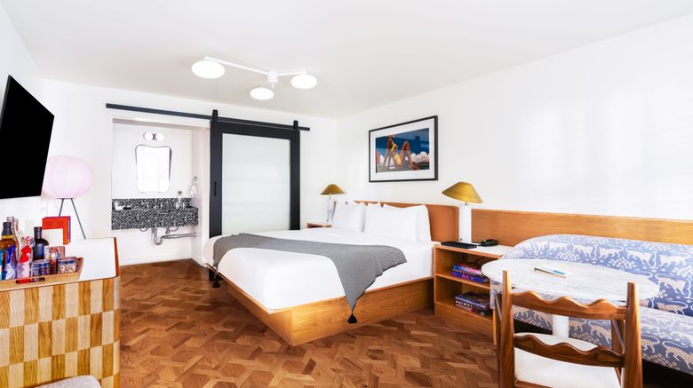 <b>Short Stories Hotel Room</b>. Images powered by <a href="https://www.leonardoworldwide.com/" title="Leonardo Worldwide" target="_blank">Leonardo</a>.