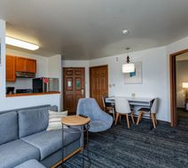 TownePlace Suites Garden of the Gods Room