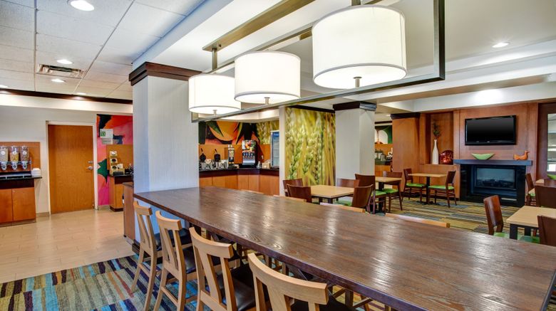 <b>Fairfield Inn & Suites Lexington North Restaurant</b>. Images powered by <a href="https://www.leonardoworldwide.com/" title="Leonardo Worldwide" target="_blank">Leonardo</a>.