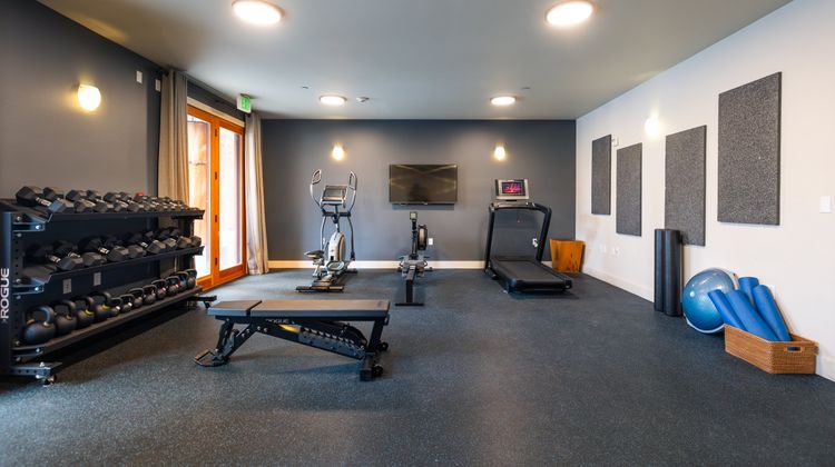 Gravity Haus Truckee-Tahoe Recreation