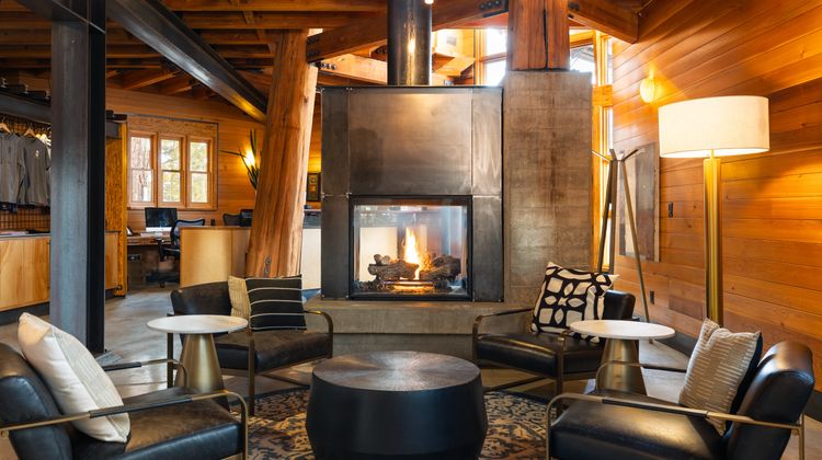 Gravity Haus Truckee-Tahoe Lobby