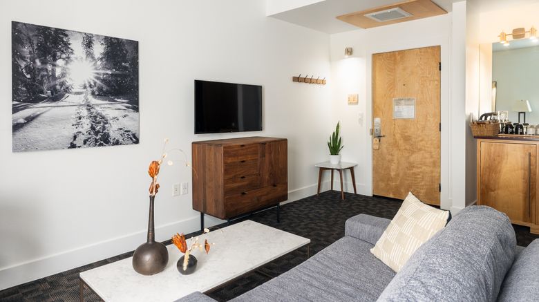<b>Gravity Haus Truckee-Tahoe Room</b>. Images powered by <a href="https://www.leonardoworldwide.com/" title="Leonardo Worldwide" target="_blank">Leonardo</a>.