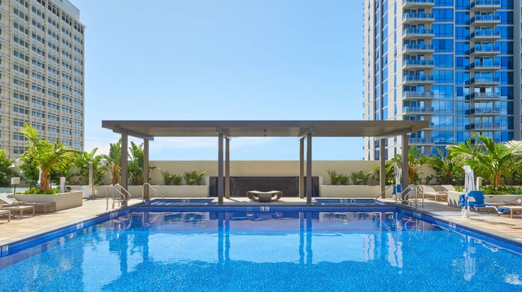 Renaissance Honolulu Hotel & Spa Pool