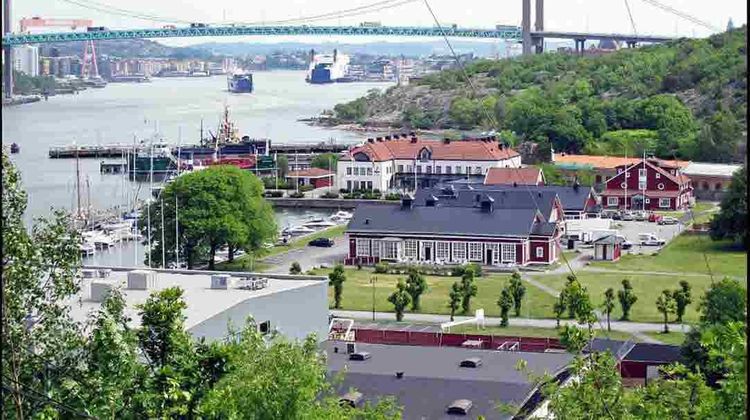 Dockyard Hotel Exterior