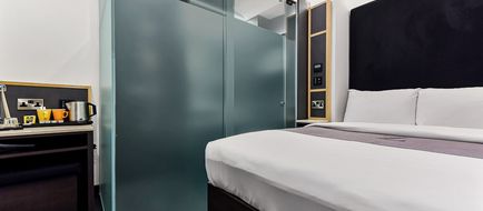 Z Hotel Strand Room