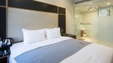 Z Hotel at Gloucester Place Room