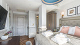RIGH Residences Suite