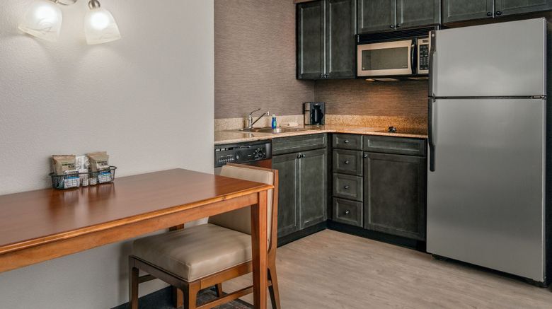 <b>Residence Inn Chesapeake Greenbrier Room</b>. Images powered by <a href="https://www.leonardoworldwide.com/" title="Leonardo Worldwide" target="_blank">Leonardo</a>.