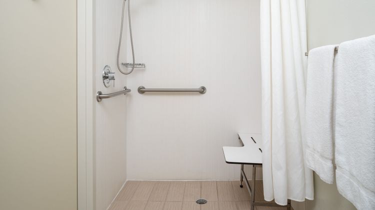 Courtyard by Marriott Naples Room