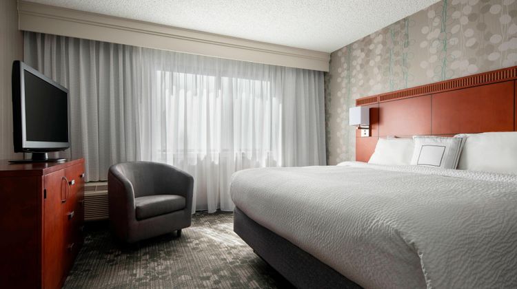 Courtyard San Francisco Airport Room