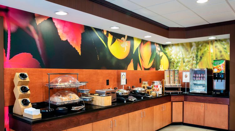 Fairfield Inn & Suites Lakeland Plant Ci Restaurant