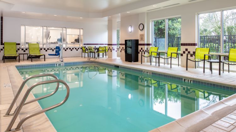 SpringHill Suites Portland Airport Pool