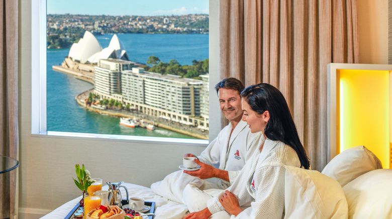<b>Sydney Harbour Marriott at Circular Quay Room</b>. Images powered by <a href="https://www.leonardoworldwide.com/" title="Leonardo Worldwide" target="_blank">Leonardo</a>.