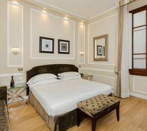 Hotel Calzaiuoli Room