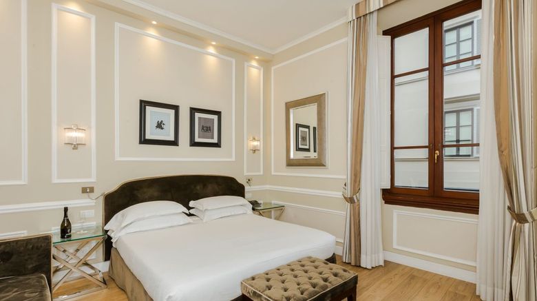 <b>Hotel Calzaiuoli Room</b>. Images powered by <a href="https://www.leonardoworldwide.com/" title="Leonardo Worldwide" target="_blank">Leonardo</a>.