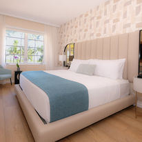 Avalon Hotel