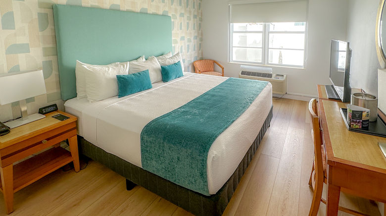 <b>Avalon Hotel Room</b>. Images powered by <a href="https://www.leonardoworldwide.com/" title="Leonardo Worldwide" target="_blank">Leonardo</a>.