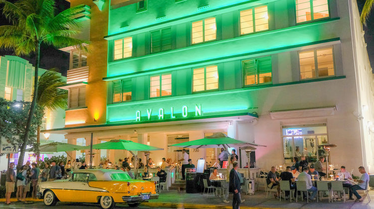 Avalon Hotel Exterior