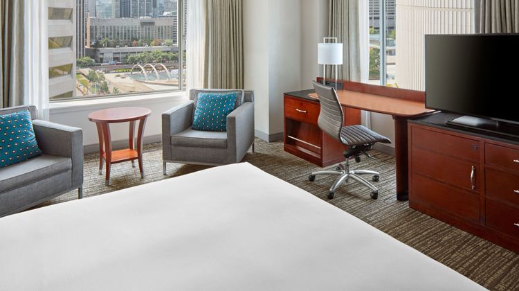 Marriott Downtown at CF Toronto Eaton Centre Room