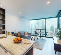 Astra Apartments Melbourne CBD - King St Lobby