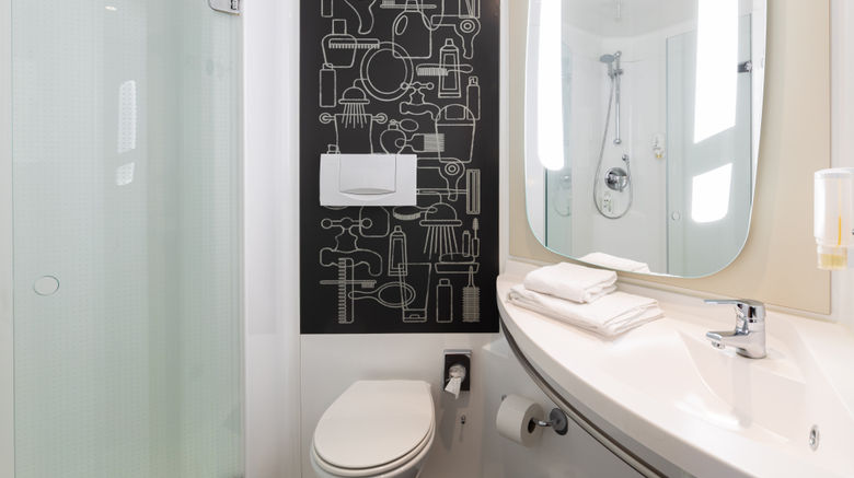 <b>B&B Hotel Wuppertal City Room</b>. Images powered by <a href="https://www.leonardoworldwide.com/" title="Leonardo Worldwide" target="_blank">Leonardo</a>.