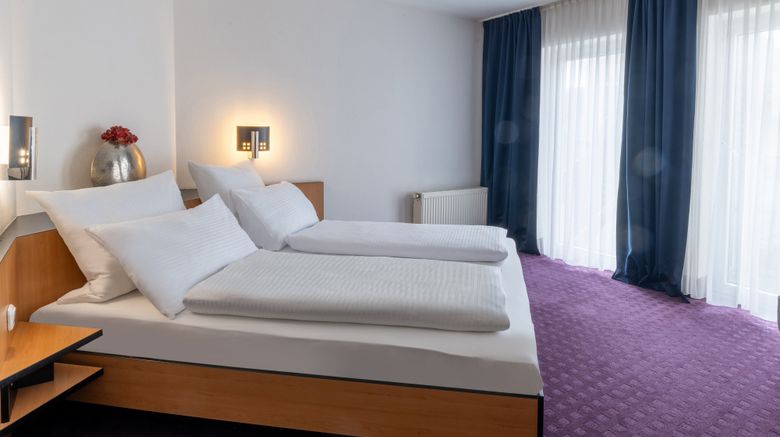 <b>Hotel De Ville Room</b>. Images powered by <a href="https://www.leonardoworldwide.com/" title="Leonardo Worldwide" target="_blank">Leonardo</a>.