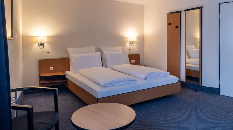 <b>Hotel De Ville Room</b>. Images powered by <a href="https://www.leonardoworldwide.com/" title="Leonardo Worldwide" target="_blank">Leonardo</a>.