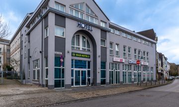 Hotel De Ville