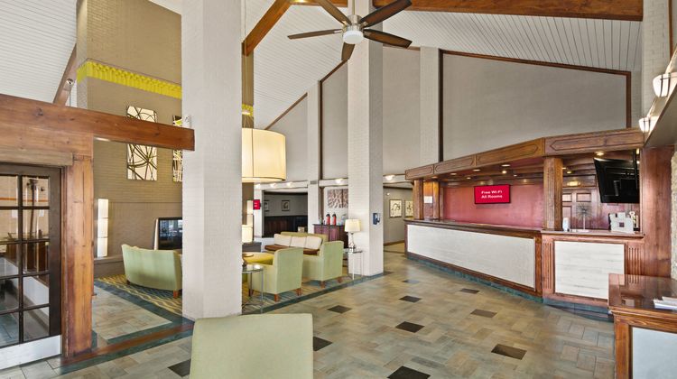 Red Roof Suites Irving–DFW Airport South Lobby