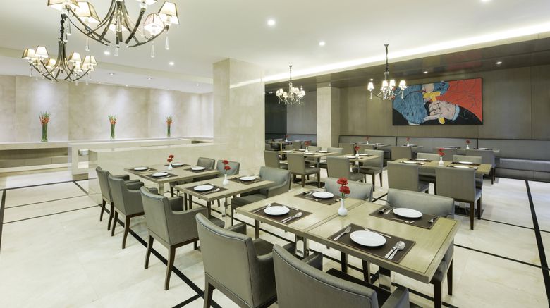 <b>Centre Point Hotel Chidlon Restaurant</b>. Images powered by <a href="https://www.leonardoworldwide.com/" title="Leonardo Worldwide" target="_blank">Leonardo</a>.