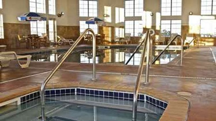 Arbuckle Lodge Gillette Pool