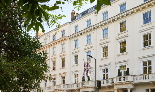 Eccleston Square Hotel Exterior