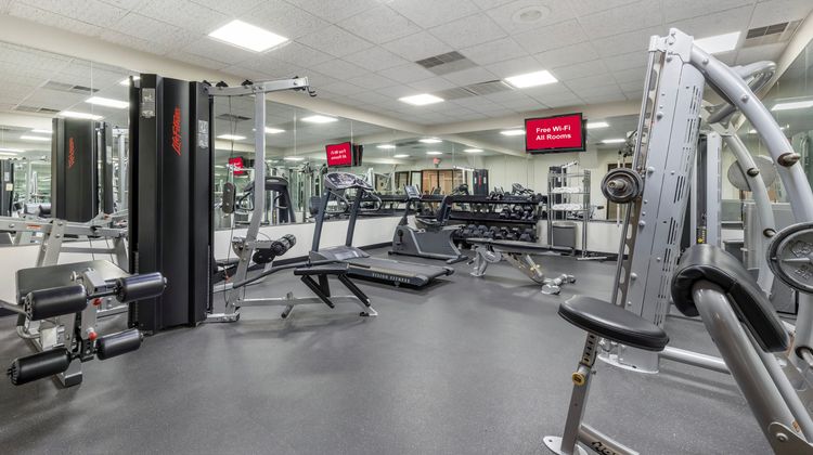 Red Roof Inn & Suites Newport News Health Club