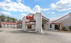 Red Roof Inn & Suites Newport News