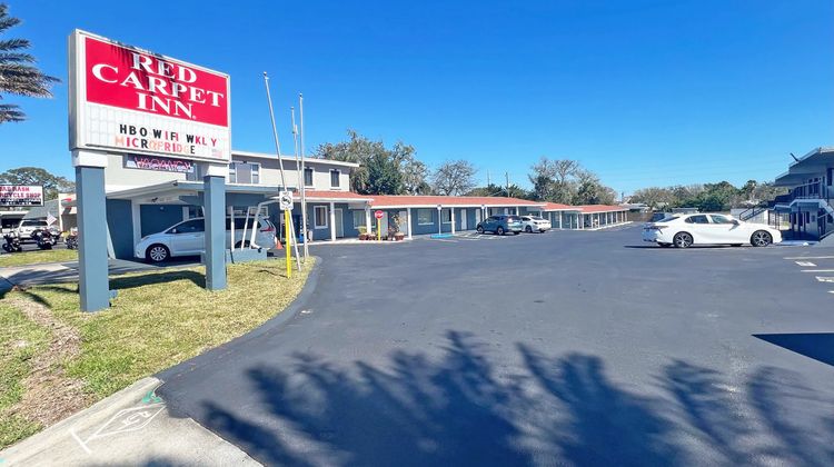 Red Carpet Inn Exterior